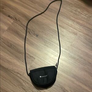 Sherpani Women Crossbody Bag O/S Size 7 1/2” length & 5 1/2” high